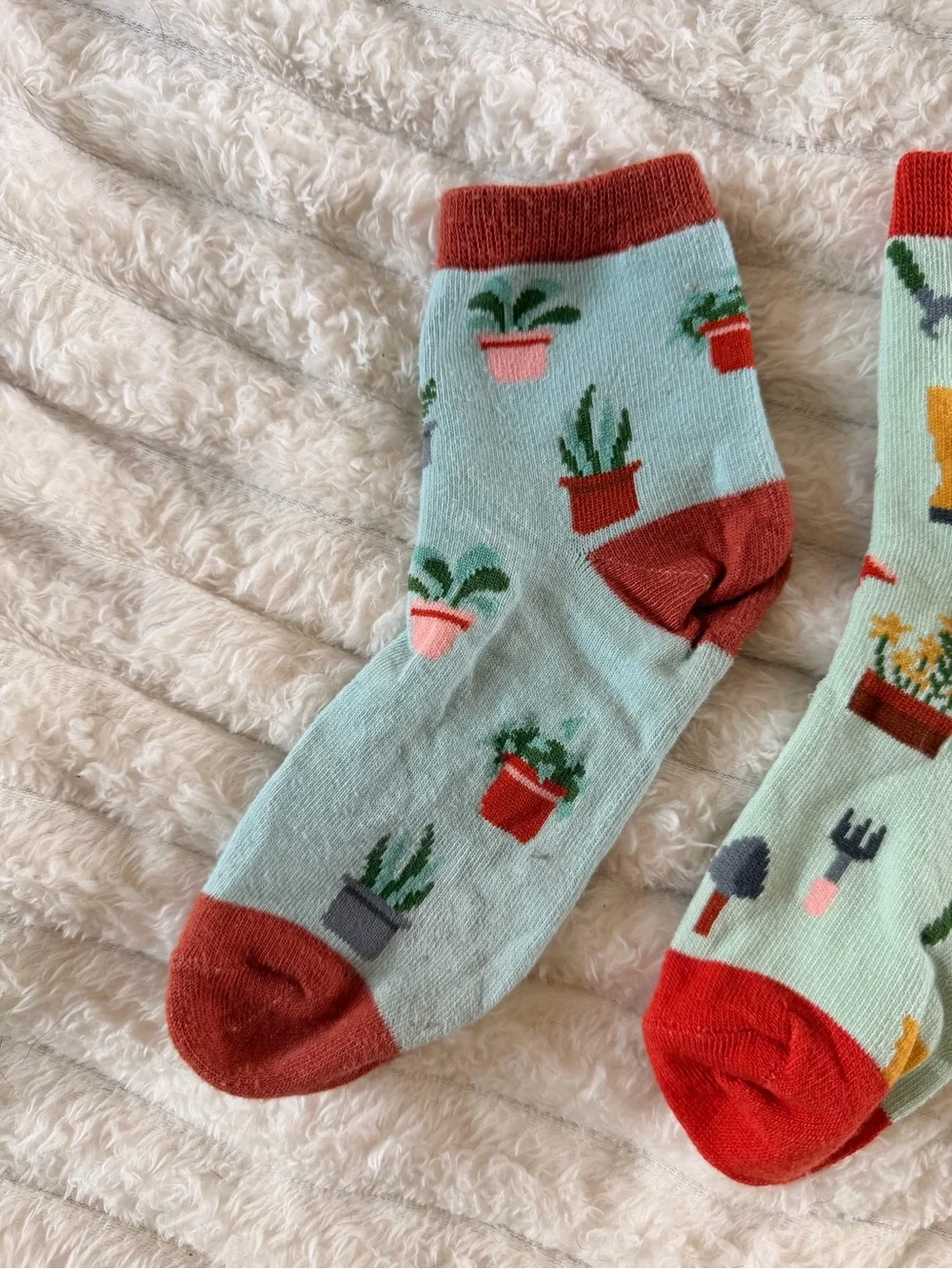 Garden-Themed Crew Socks Trio - Mint, Light Blue & Beige